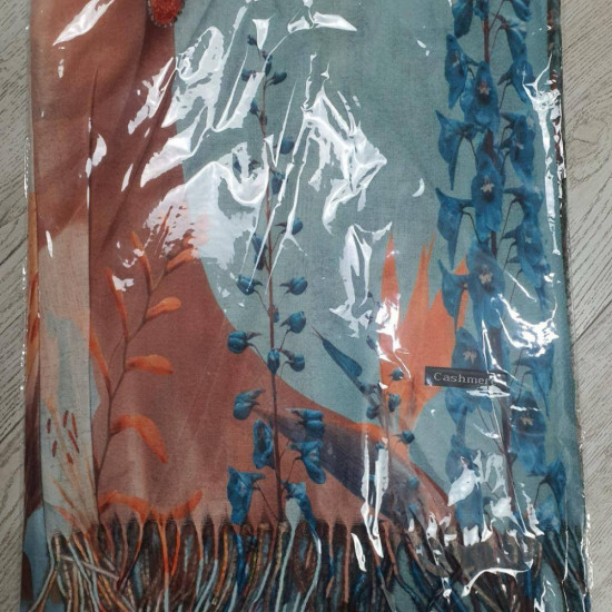 Палантин для женщин «Девушка. Дворик»