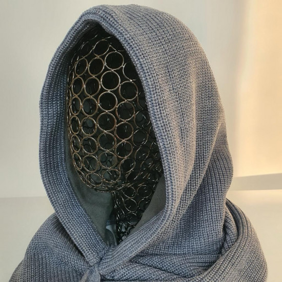 Капор вязаный женский зимний