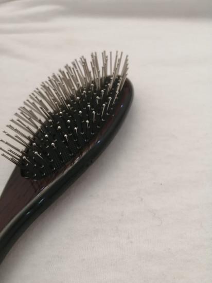 Массажная расческа для волос