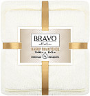 кремово-белый