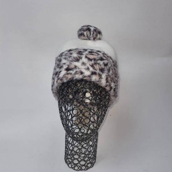 Шапка женская с леопардовым принтом