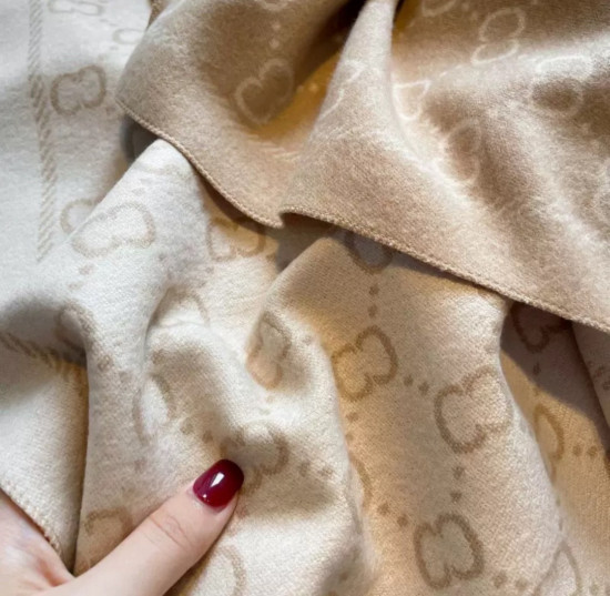 Палантин женский