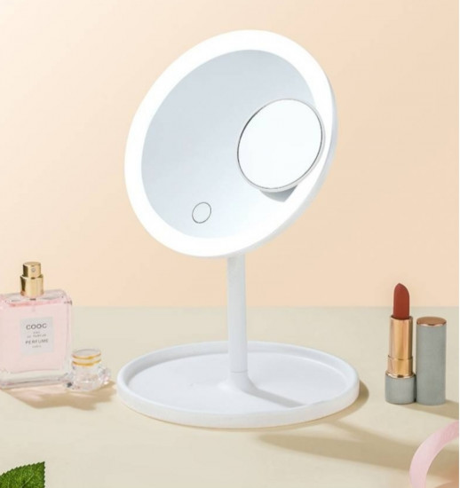 Настольное зеркало с подсветкой