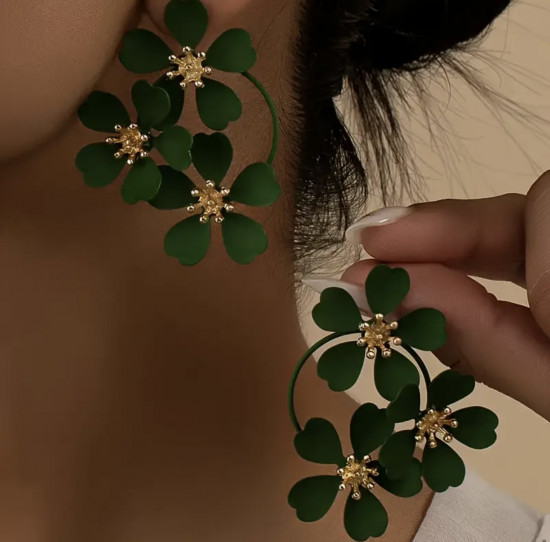 Серьги «Зеленый цветок»