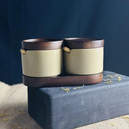 Набор баночек с ложками на подставке