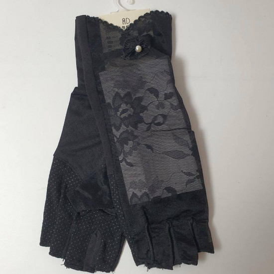 Женские гипюровые перчатки «Розы»