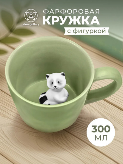 Кружка с фигуркой внутри «Енот»