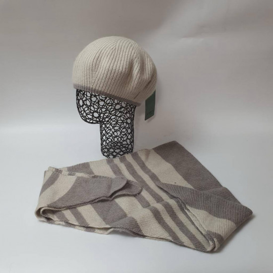 Комплект женский с беретом и бактусом