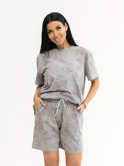 Костюм женский