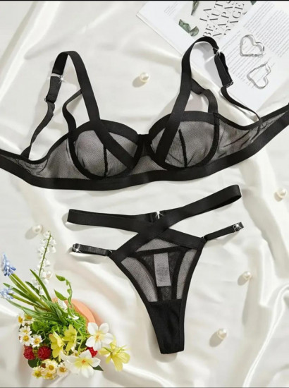 Комплект нижнего белья