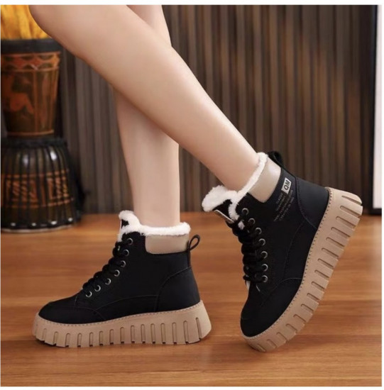 Ботинки женские