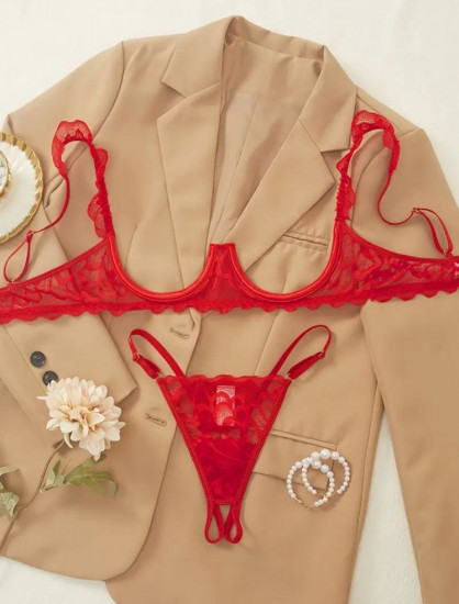 Комплект нижнего белья женский