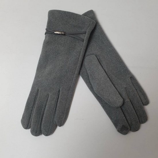 Перчатки женские с тонким декоративным ремешком с металлической пряжкой на запястье