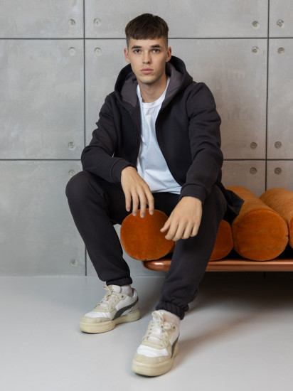 Костюм мужской