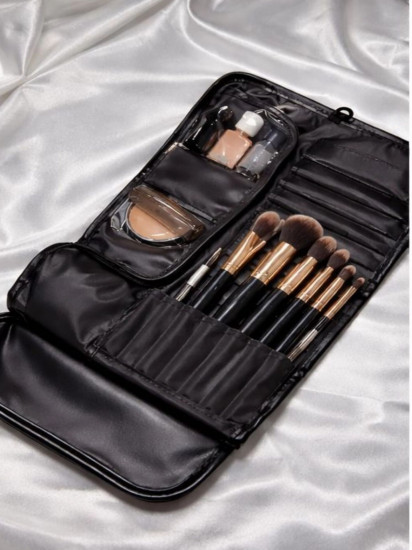 Косметичка профессиональная с отделениями