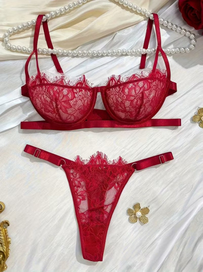 Комплект нижнего белья женский