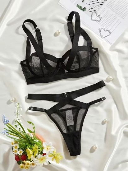 Комплект нижнего белья