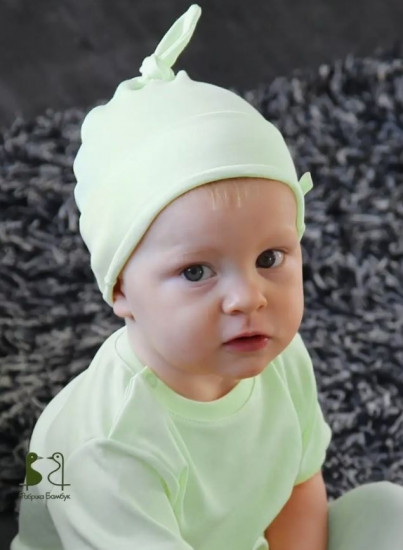 Шапочка с отворотом «Узелок»