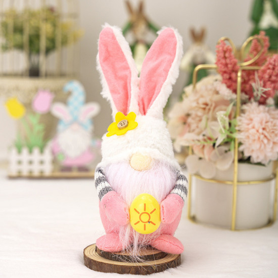 Гном пасхальный