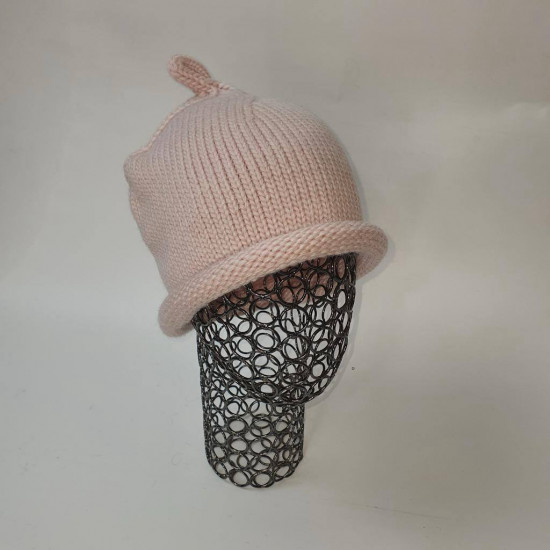 Шапка бини с петелькой женская