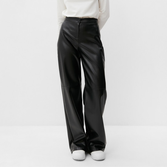 Брюки женские из экокожи