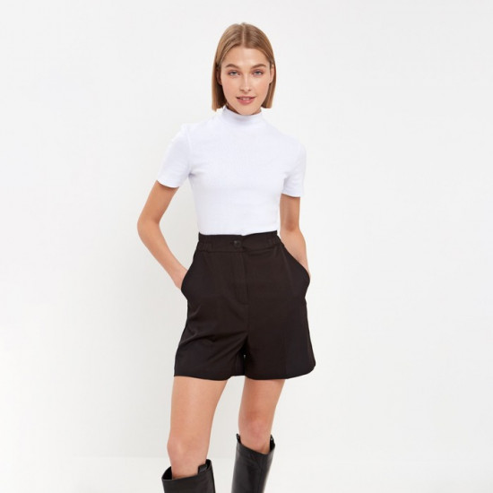 Шорты женские