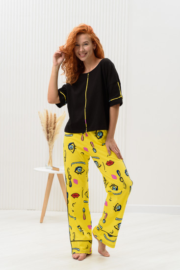 Костюм женский