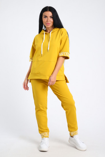 Костюм женский