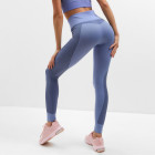 фиолетовый