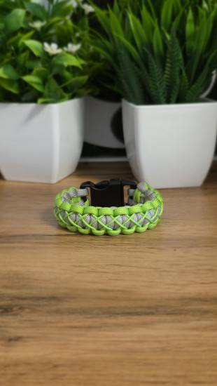 Браслет из паракорда