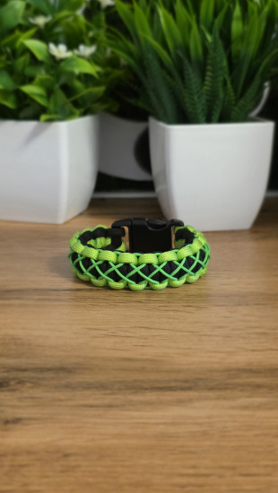 Браслет из паракорда