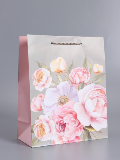 Пакет подарочный «Нежность в цветах»