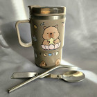 коричневый