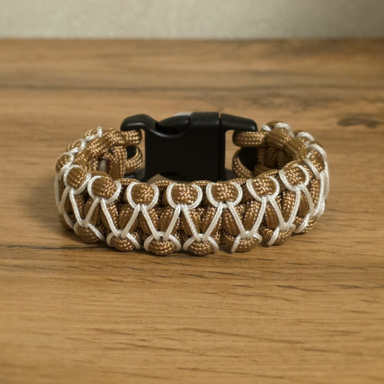 Браслет из паракорда