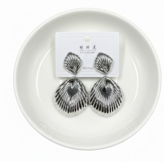 Серьги-подвески с фактурой «Ракушка»