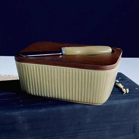 Масленка с крышкой и ножом «Tropical»