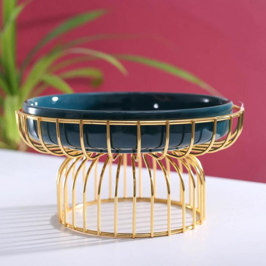 Подставка для десертов на метПодставка для десертов на подставке «Изумруд»аллической подставке «Изумруд»