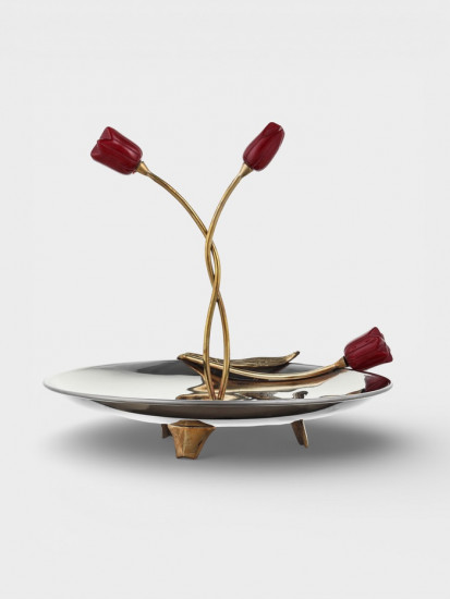 Подставка для пирожных «Три тюльпана»