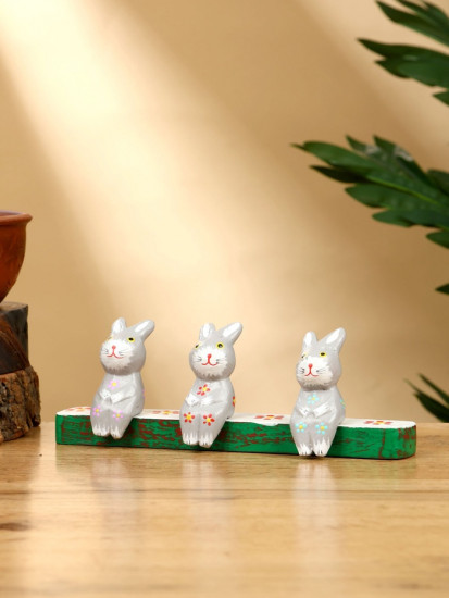 Сувенир «Зайки на скамейке»