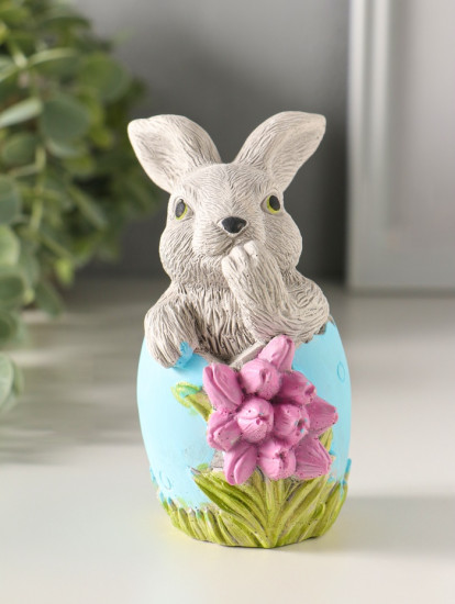 Фигурка «Заяц пасхальный с букетом»