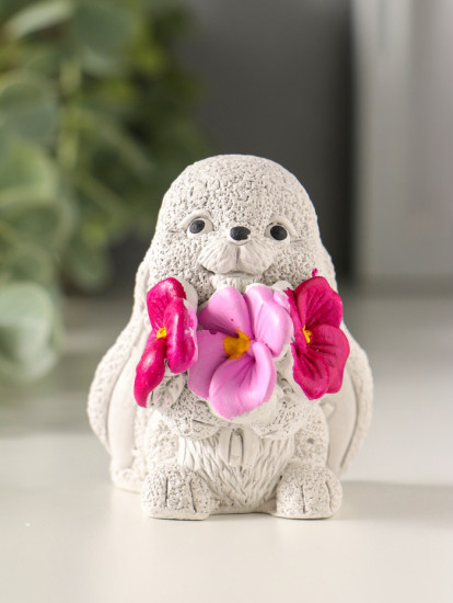 Фигурка «Кролик с анютиными глазками»