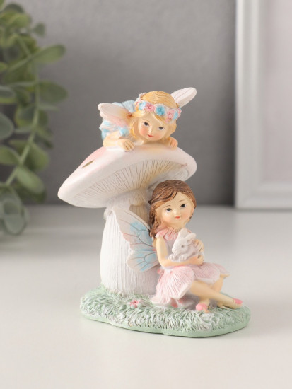 Фигурка «Девочки-феи с грибочком и кроликом»