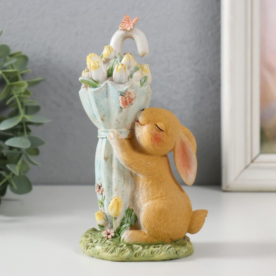 Фигурка «Зайка у зонта с тюльпанами»