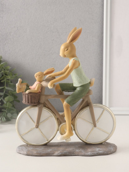 Фигурка «Зайки. Папа с сыном на велосипеде»