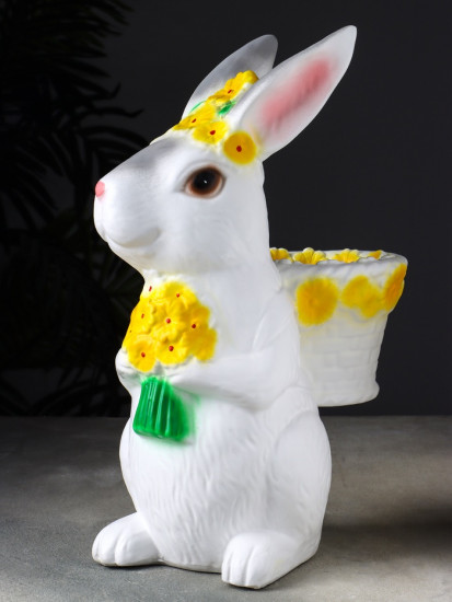 ФФигурка-подставка для мелочей «Зайка с корзинкой кашпо»игурка - подставка для мелочей «Зайка с корзинкой кашпо»