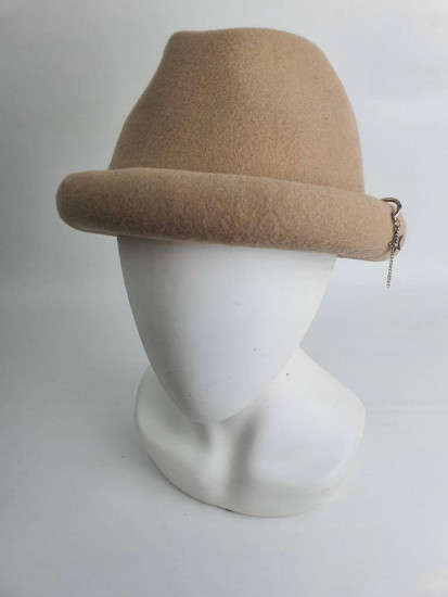 Шляпа-пилотка женская