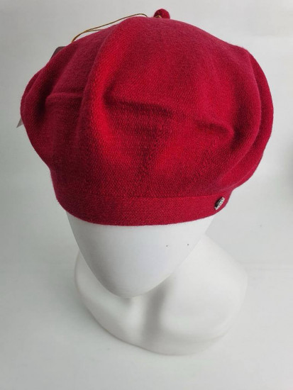 Берет женский