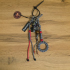 серый/красный