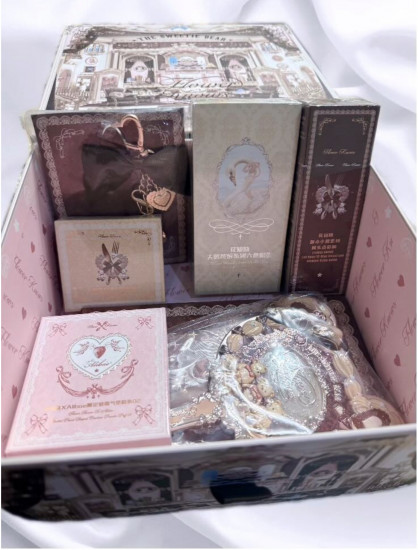 Набор декоративной косметики для женщин «White Swan»