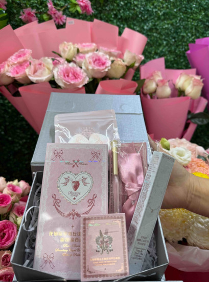 Набор декоративной косметики для женщин «Beauty»